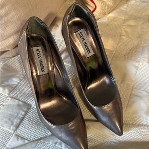 Steve Madden Metallic Silver Heels